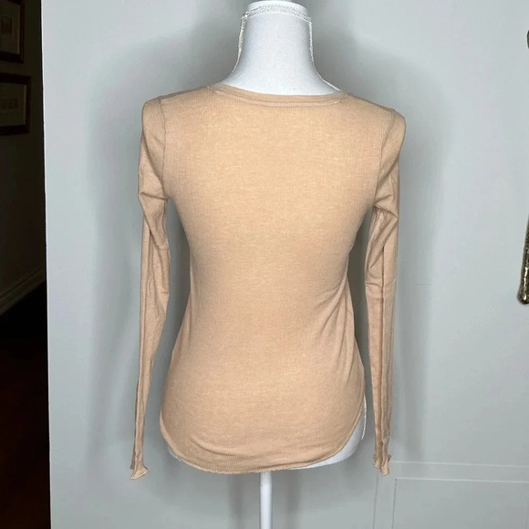 Aerie tan Henley Sz. XXS - Picture 2 of 4